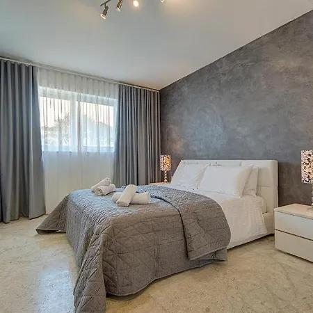 Private With Pool And Amazing Views ! Vendégház *