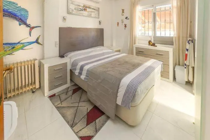 Private With Pool And Amazing Views ! *